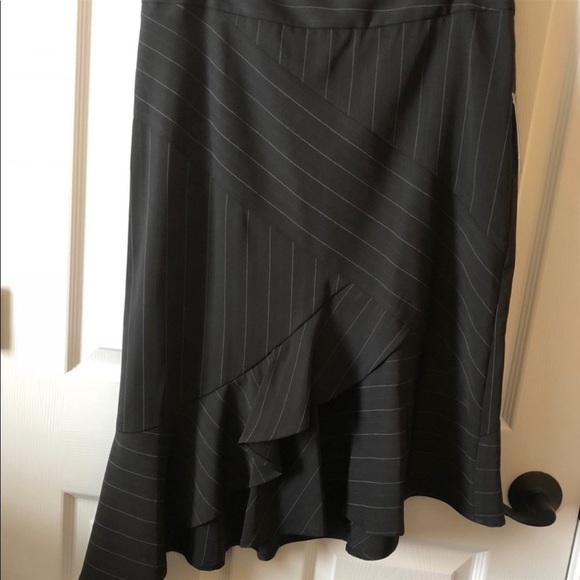 Bisou Bisou Asymmetrical Ruffle Skirt Size 12 NWT - Picture 3 of 9